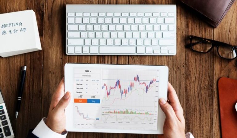las acciones que recomiendan los expertos para invertir en Colombia