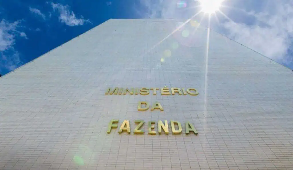 Gobierno de Brasil revisaría al alza la estimación de crecimiento del PIB para 2024 Ministerio de Hacienda de Brasil