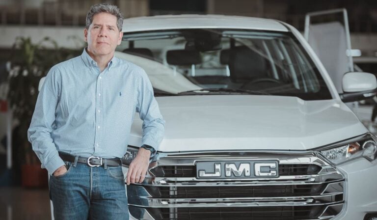 JMC cerró el 2025 con ventas de vehículos récord en Colombia; prepara agresiva expansión de eléctricos para 2026 Noel Ardila, gerente general de JMC en Astara Colombia