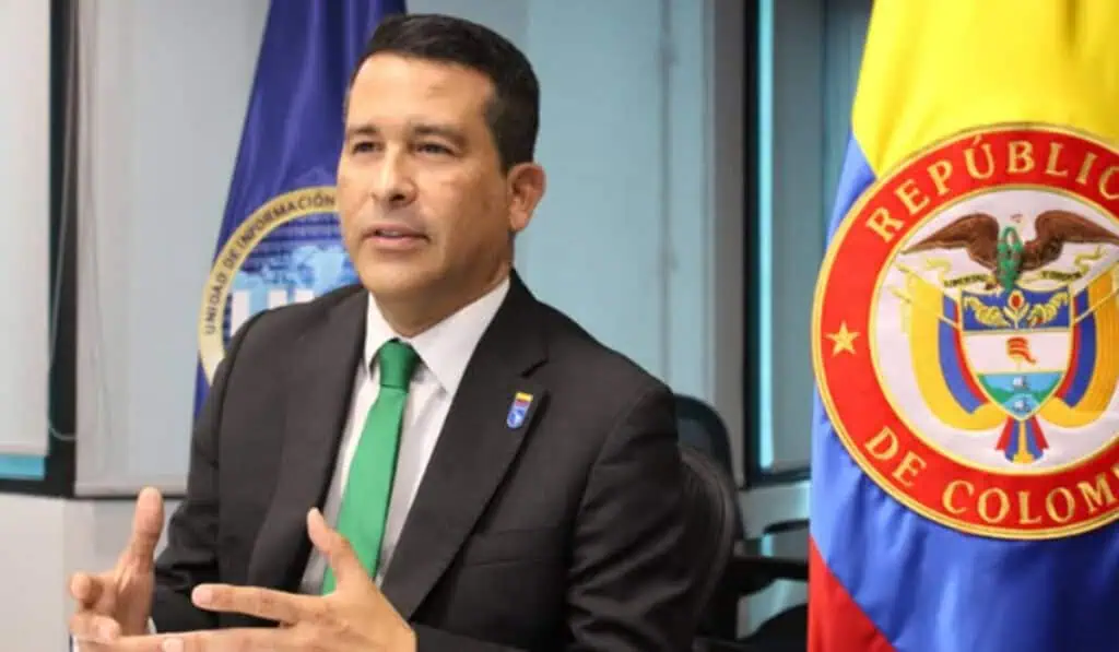 Gobierno Petro revela estimación de recaudo con autorretención; vendrían más impuestos por emergencia sanitaria Luis Eduardo Llinás Chica