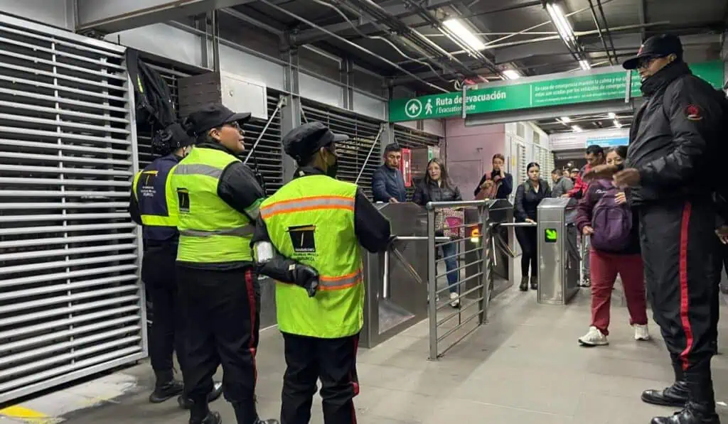 A usuarios de Transmilenio les pondrán multa $618.666 por incómoda acción que suelen hacer Transmilenio.
