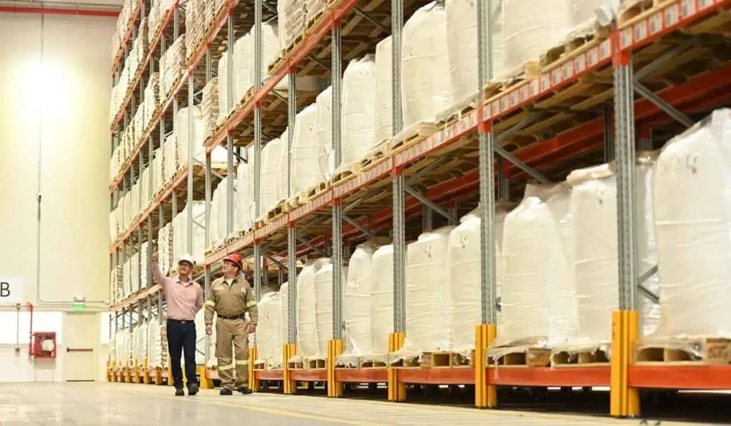 Sucroal: De un proyecto conjunto en el Valle del Cauca a una empresa colombiana con impacto global Bodegas de Sucroal