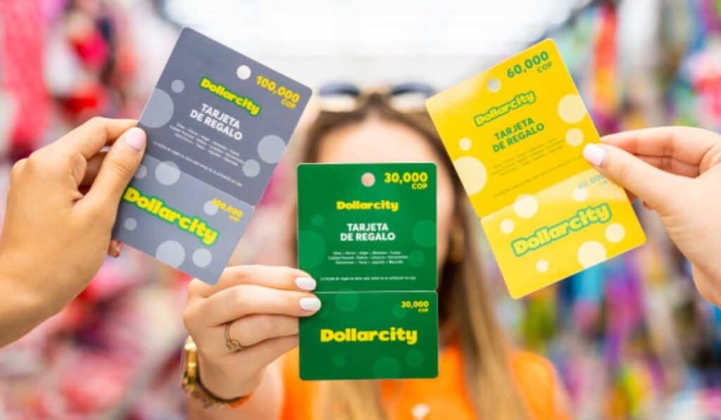 Tarjeta de regalo que ofertan en el Dollarcity desde $30.000
