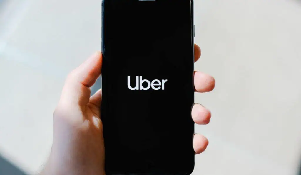 Uber anuncia su expansión a toda Colombia Empresas en Colombia podrán fortalecer su estrategia de publicidad con Uber: Así funciona