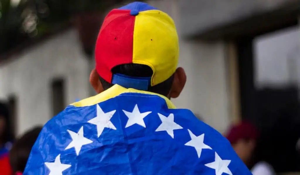 Entrevista | Capriles a Trump: "La democracia es el sello de garantía de una recuperación económica en Venezuela" Trump revoca permiso de trabajo para migrantes venezolanos en Estados Unidos