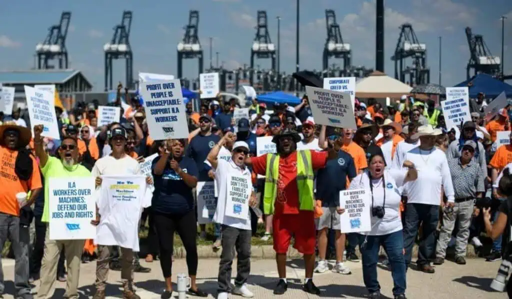 ¿Cómo fue el acuerdo entre trabajadores y empresas para evitar huelgas en puertos de EE. UU.? Huelgas en puertos de EE. UU.