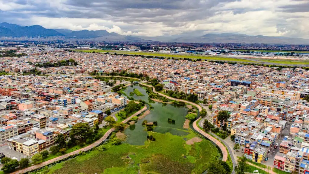 Esta será la ruta para destrabar el licenciamiento urbano en Bogotá Distrito Aeroportuario de Engativá