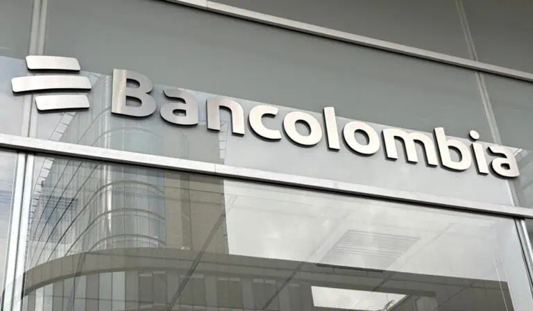 Bancolombia lanza su nueva campaña “Tu historia escribe la nuestra”