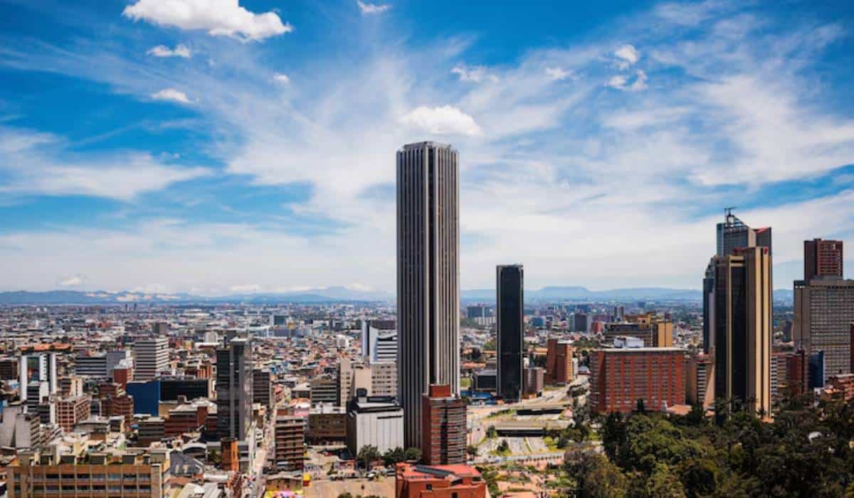 Home - Valora Analitik Sector de oficinas en Bogotá