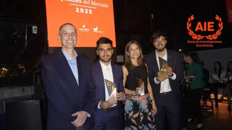Bolsa de Colombia premió a las mejores áreas de investigaciones económicas: Valora Analitik fue medio aliado