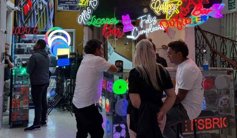 Confianza empresarial en Colombia repunta en octubre; comercio se recupera Confianza empresarial