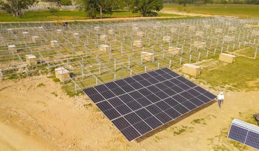 Granja Solar La Iguana de Ecopetrol empezará a operar a finales de 2025 en Yondó (Antioquia) Granja Solar Ecopetrol en Antioquia
