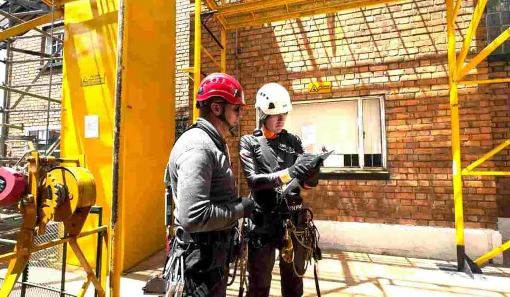 Decreto que alista el gobierno Petro para cambios en tercerización desata fuerte rechazo ciudadano desempleo en Colombia