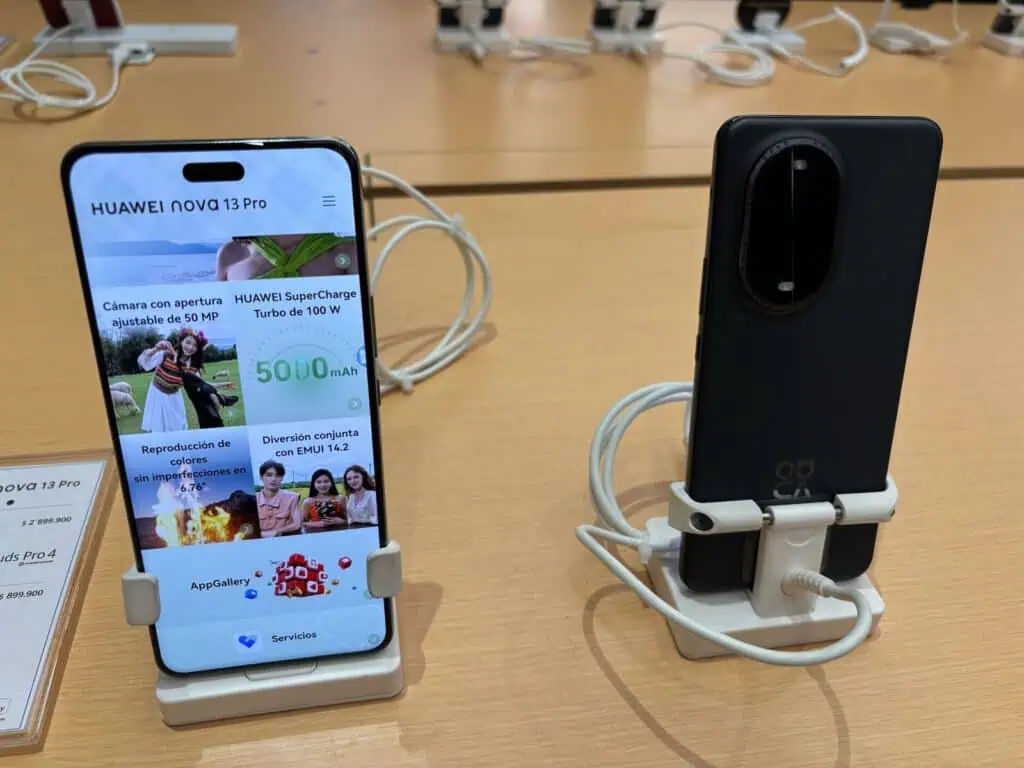 Huawei lanzó en Colombia la serie Nova 13: Trae importantes mejoras en las cámaras Nova 13 Pro. Foto: Valora Analitik.