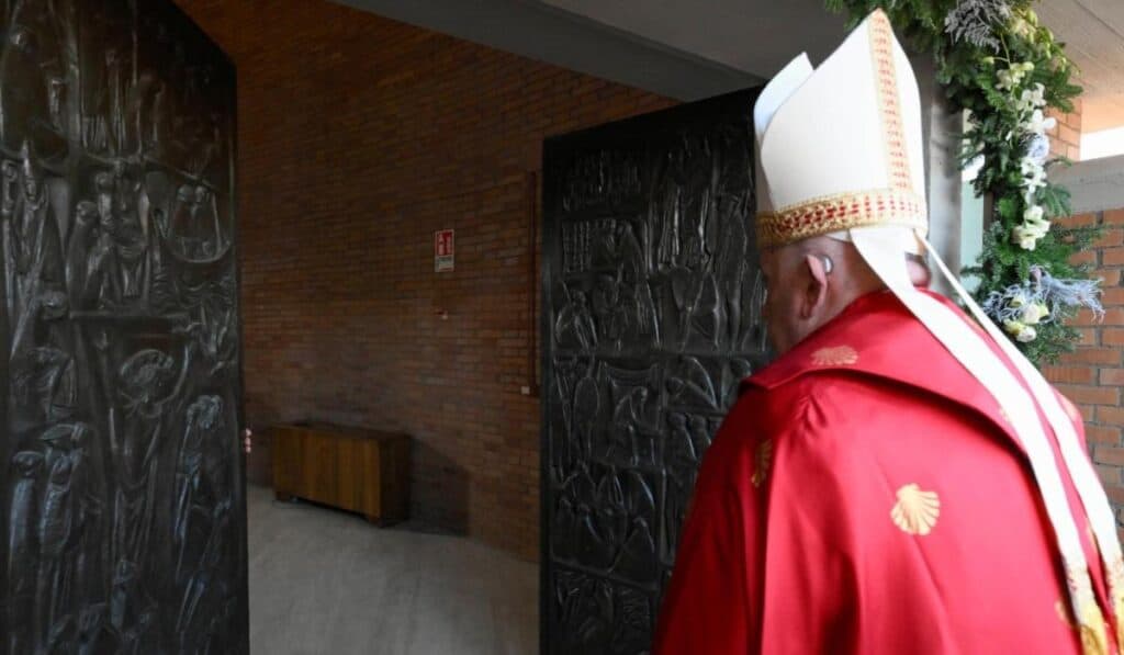 Papa Francisco tuvo nuevo episodio respiratorio