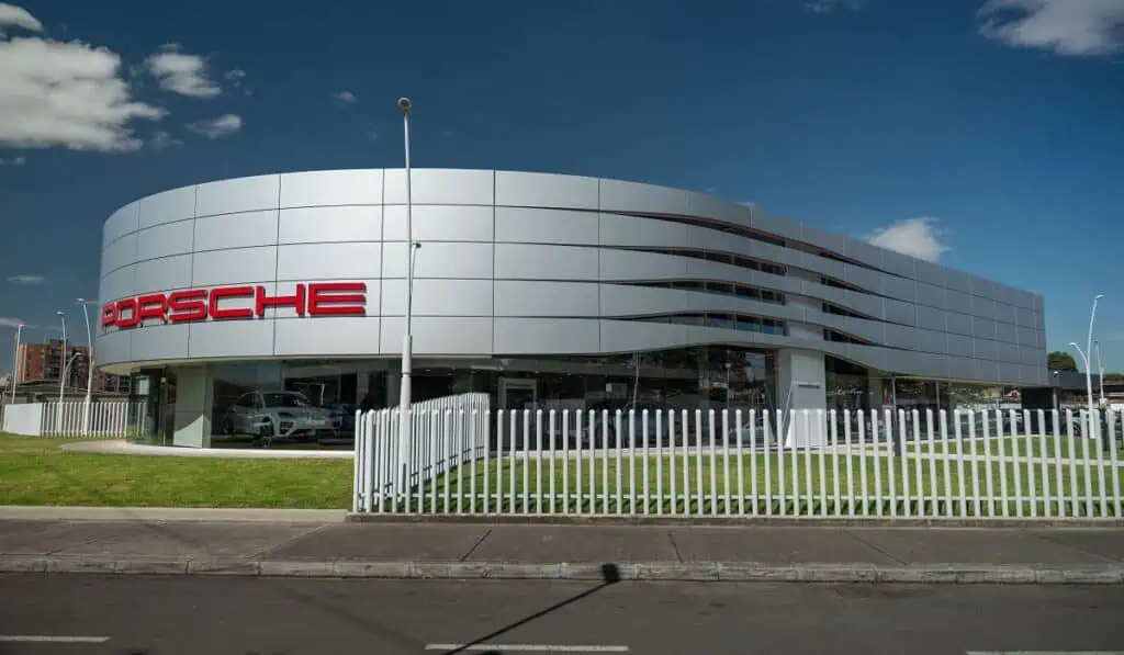 Porsche alcanza ventas récord en Colombia durante 2024, pero ventas mundiales caen Porsche