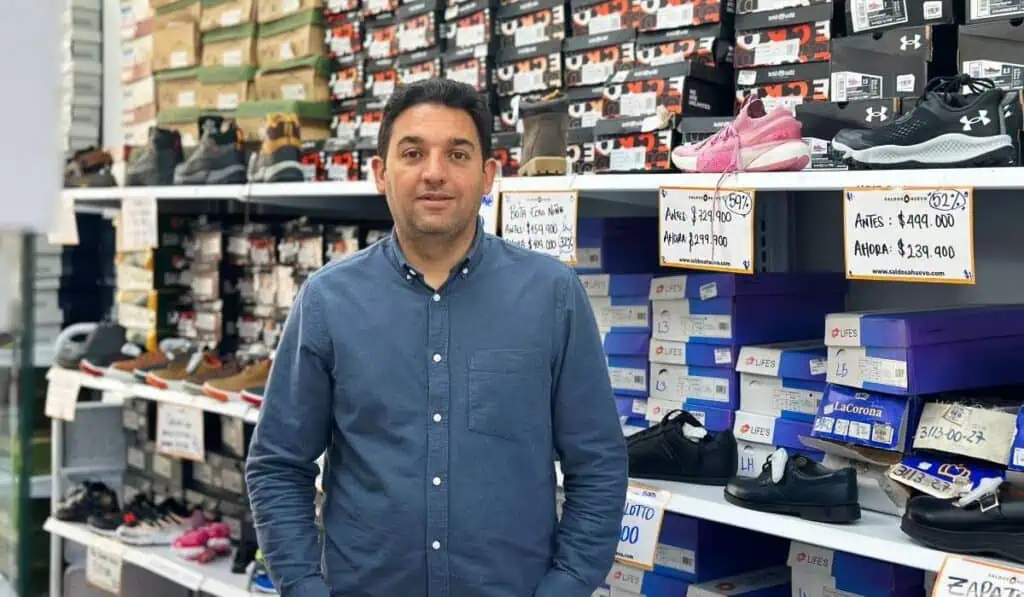 ¿Cómo las empresas pueden sacar ganancias de productos excedentes de los inventarios? Julián Sánchez, fundador y gerente generalde Saldos a Huevos