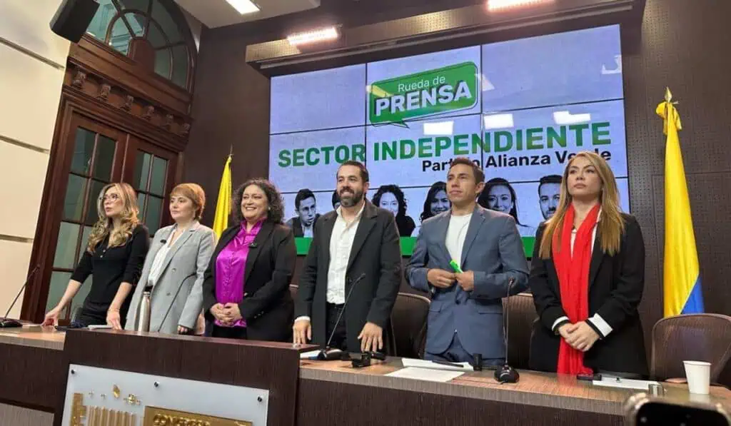 Se rompe la Alianza Verde: sector independiente pide escisión tras diferencias con ala petrista Separación partido Alianza Verde