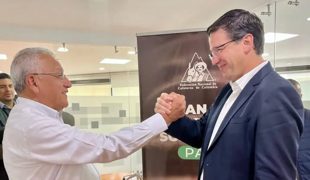 Federación de Cafeteros y cooperativas saldan el 69 % de futuros de café pendientes Futuros de café pendientes