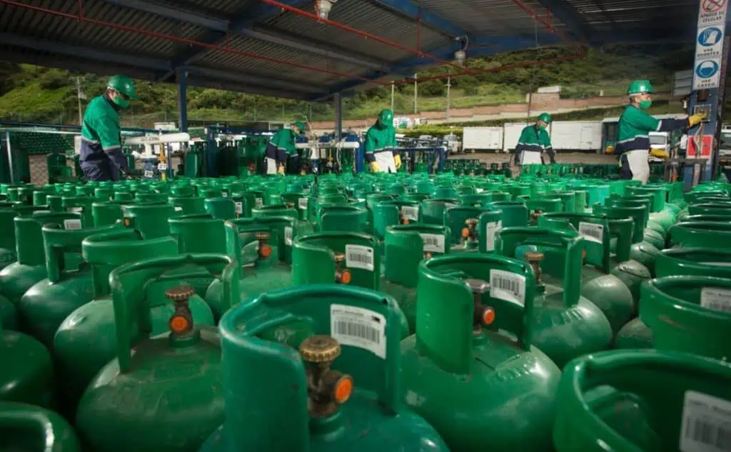 Gas licuado de petróleo ganó terreno en Cundinamarca, Boyacá, Eje Cafetero y suroccidente colombiano Servicio de gas GLP en Colombia. Imagen: Agremgas