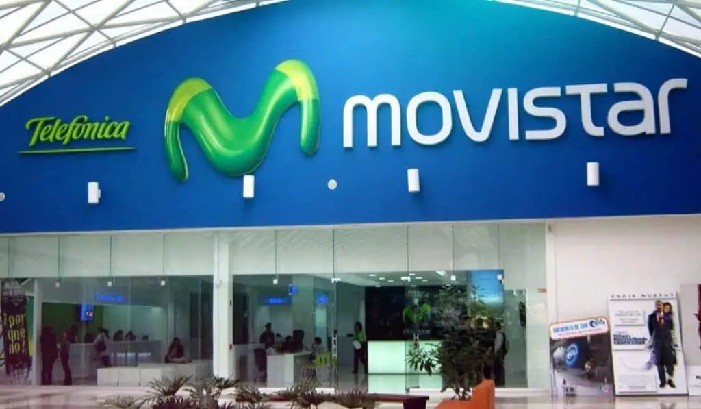 Movistar Perú ingresa a reestructuración financiera; Telefónica España aportará recursos para pago de sus pasivos SIC dice que bono de fidelización de Movistar restringió derecho a la portabilidad numérica de sus usuarios