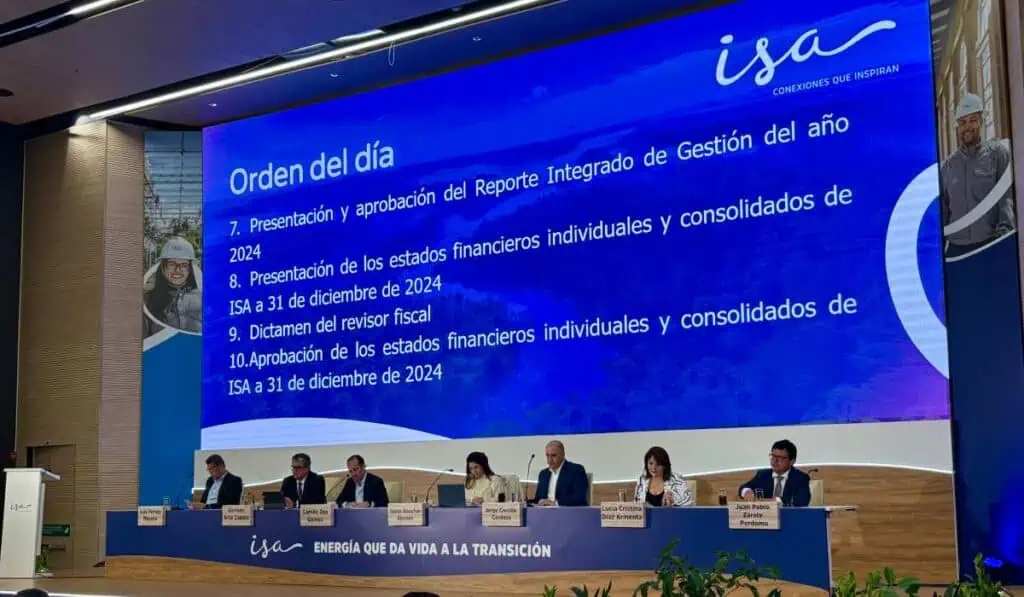 Asamblea de ISA: accionista minoritario y fondos de pensiones hablan de movidas de Ricardo Roa para elegir a Jorge Carillo Asamblea de Accionistas de ISA 2025