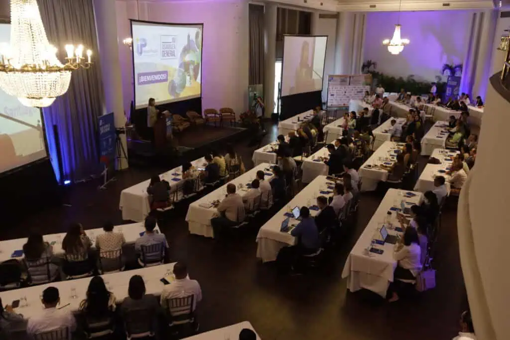 Valle del Cauca busca aprovechar la regasificadora del Pacífico; prevé mayor inversión extranjera en 2025 Asamblea general de Invest Pacific en 2025.