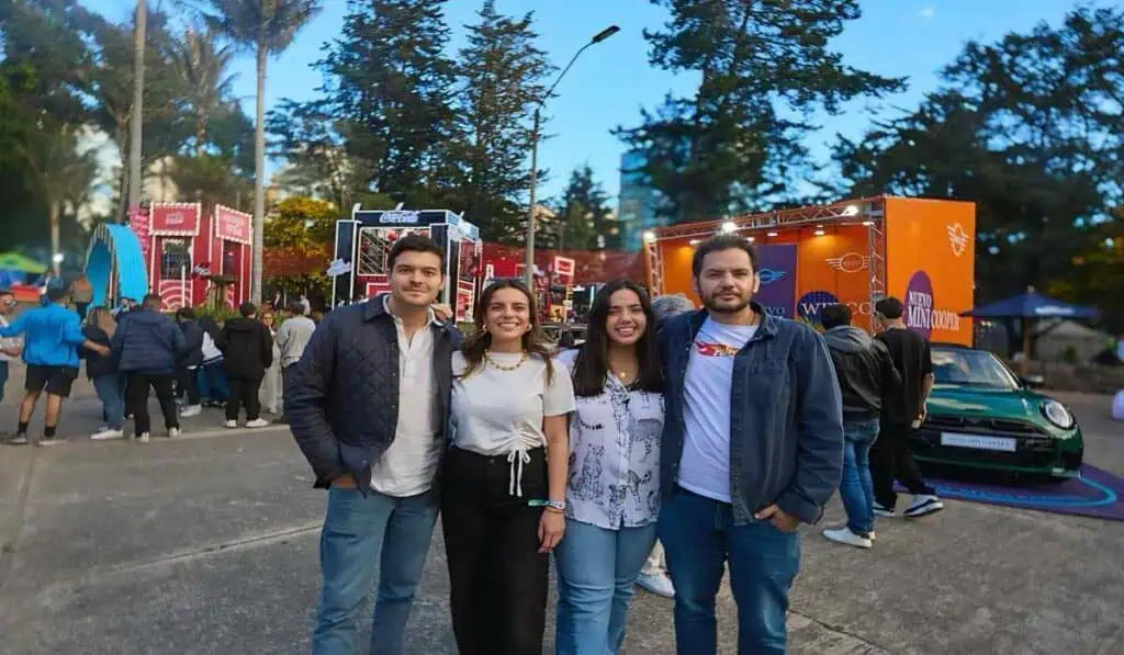 ¡Burgerville llega a Medellín! El festival sale de Bogotá para estrenarse en la capital de Antioquia Burgerville 2025 Medellín