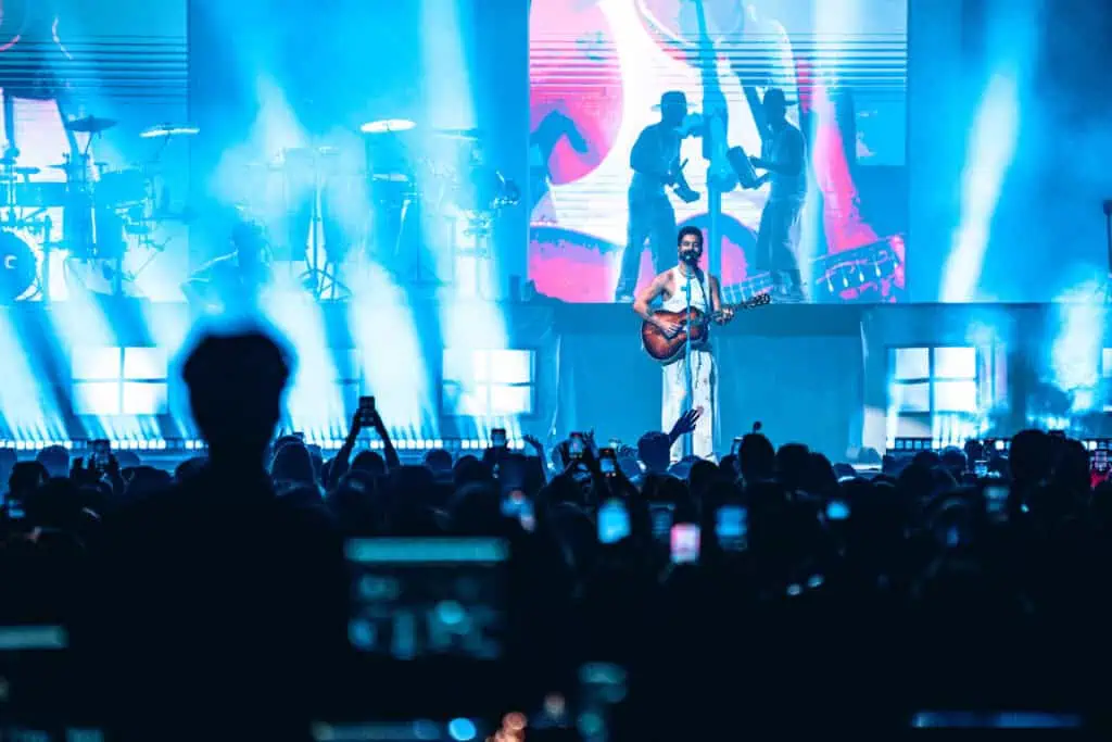 Camilo anunció su gira ‘Nuestro Lugar Feliz Tour’ en Colombia: Estas son las fechas de preventa Camilo en concierto. Foto: cortesia Breakfast Live.