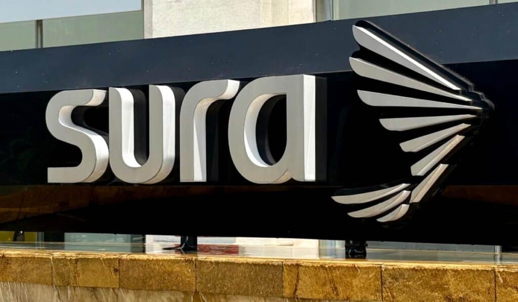 Logo de Grupo Sura