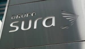 Logo de Grupo Sura