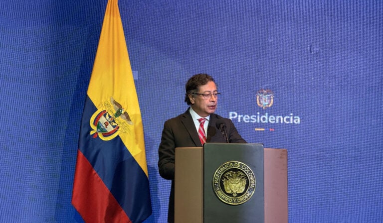 Colombia inicia vacunación masiva contra la fiebre amarilla; “Todos deben estar vacunados en dos meses": Petro