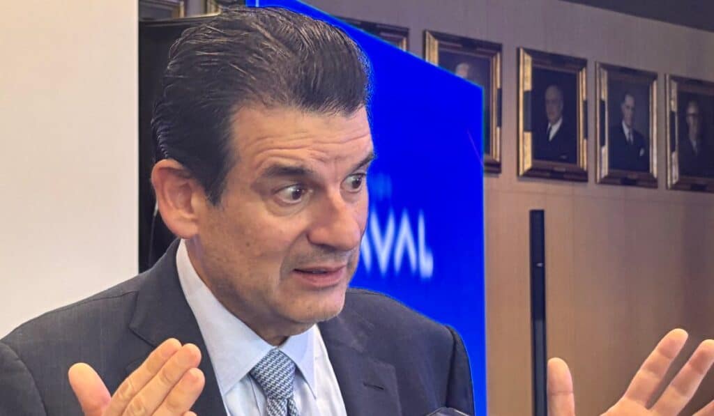 Luis Carlos Sarmiento ve situación compleja para las pequeñas empresas por la reforma laboral Luis Carlos Sarmiento Gutiérrez