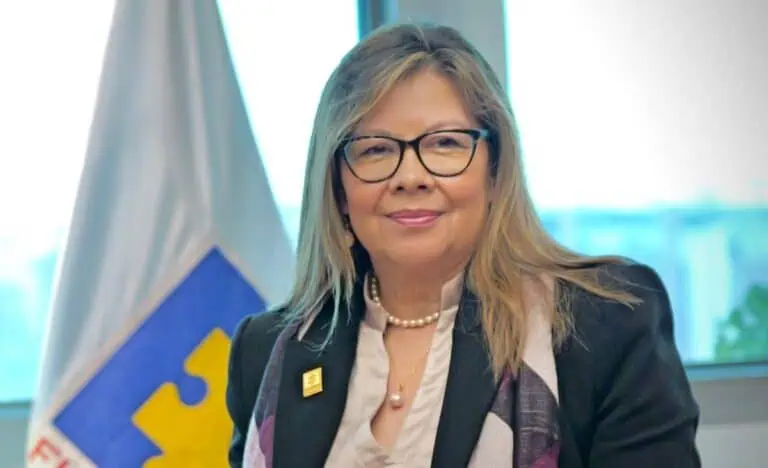 Luz Adriana Camargo fiscal general de Colombia