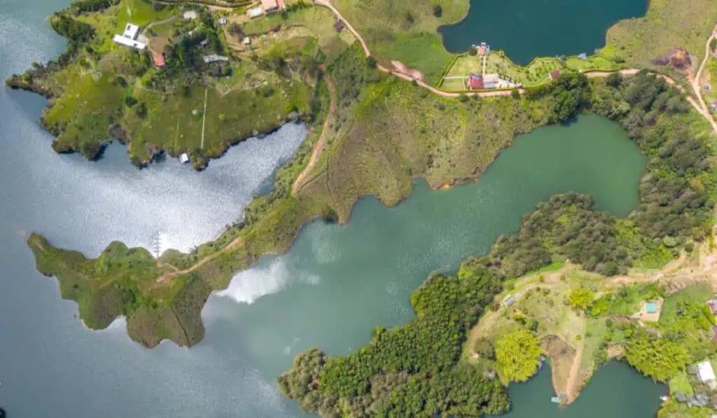Llega nuevo megaproyecto hotelero en Guatapé con inversión de US$18 millones Embalse el Peñol - Guatapé