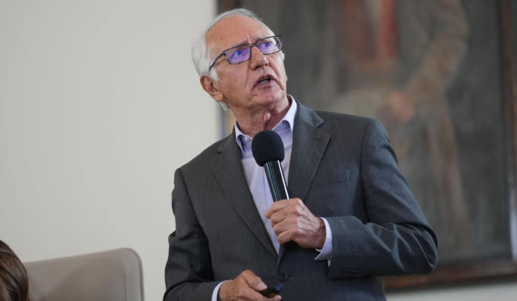 Ministro de Salud, Guillermo Alfonso Jaramillo (4)