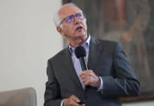 Ministro de Salud, Guillermo Alfonso Jaramillo (4)