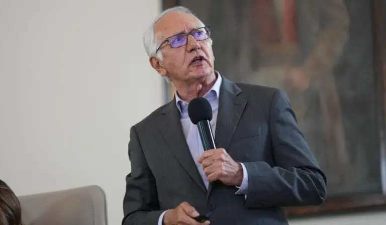 Ministro de Salud, Guillermo Alfonso Jaramillo (4)