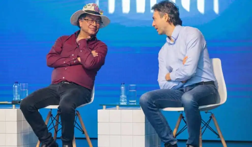 Pacto Histórico mantiene su consulta pese al retiro de Quintero: ¿En qué afecta la contienda? Presidente Gustavo Petro junto a Daniel Quintero, exalcalde de Medellínl (1)