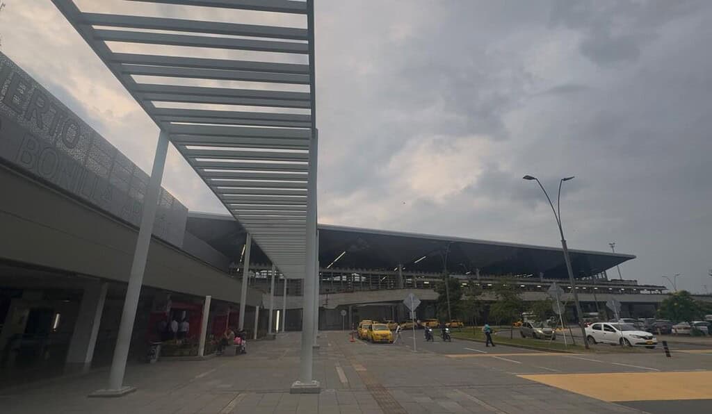 Aeropuerto Alfonso Bonilla Aragón