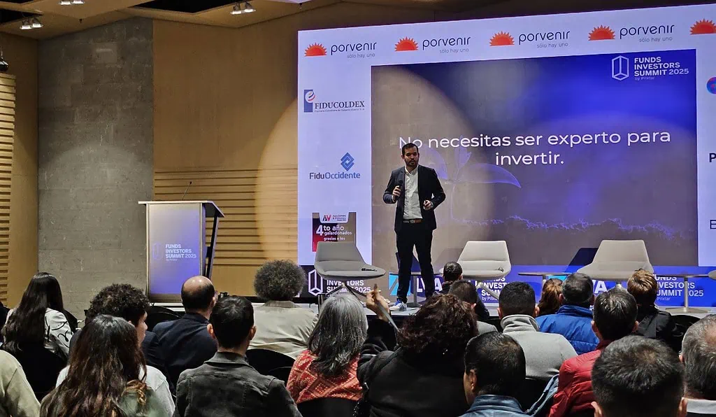 Volatilidad, educación y diversificación: los temas del primer día del Funds Investors Summit 2025 Volatilidad, educación y diversificación: los temas del primer día del Funds Investors Summit 2025