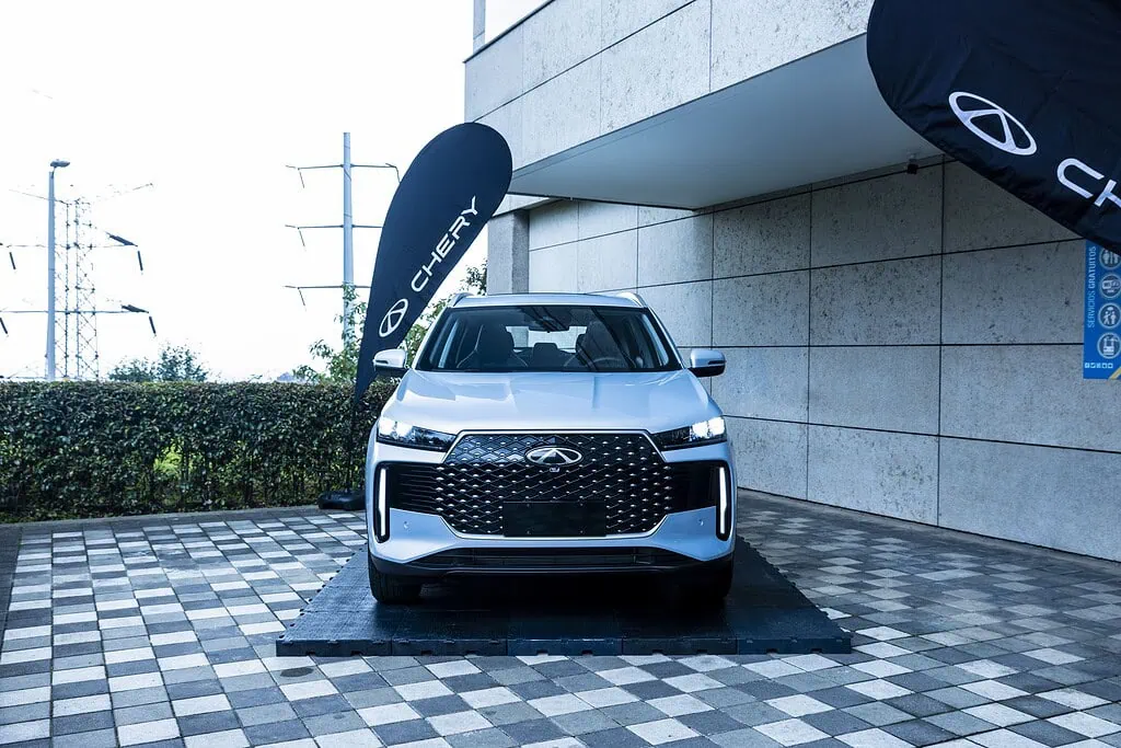 Marca china lanzará en Colombia un nuevo carro con tecnología limpia: No tendrá pico y placa Vehículo de la marca china Chery. Foto: cortesía.