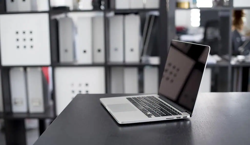 Windows 11: ¿Cómo impactará el fin de soporte de Windows 10 a las empresas en Colombia? Computador tecnología