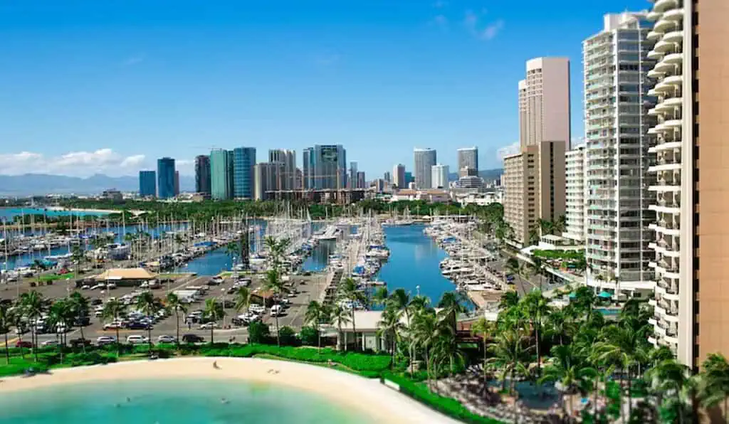 La Florida ya no es un mito: El auge de las inversiones latinas y colombianas en el mercado inmobiliario Colombianos invirtieron US$233 millones en el sector inmobiliario de Florida en 2024: así puede hacerlo