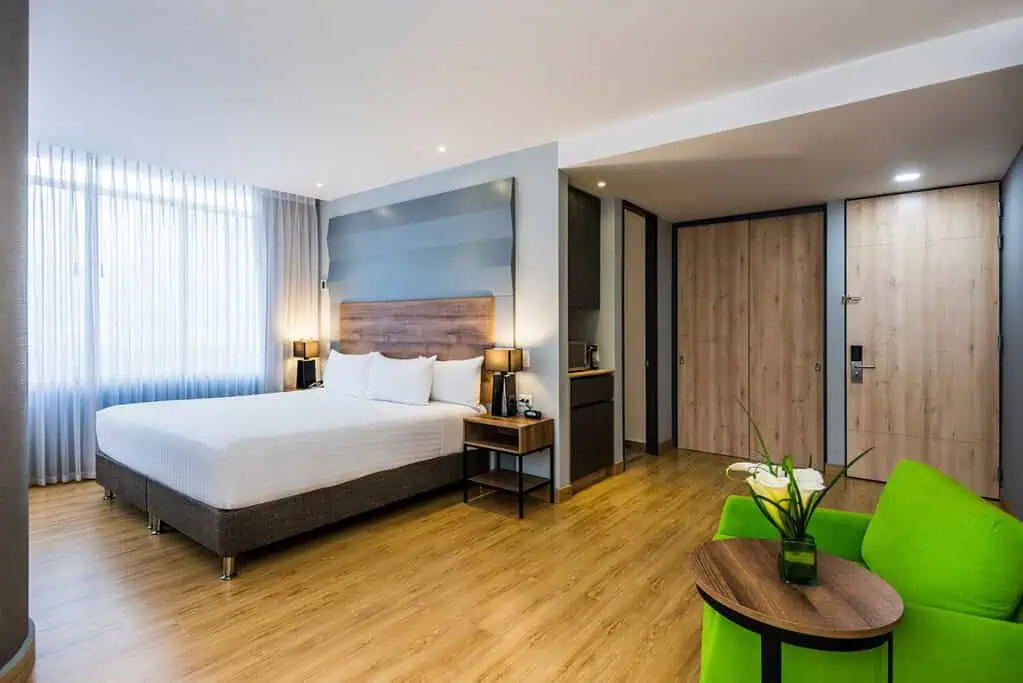 Hotel La Quinta by Wyndham Medellín se fortalece como opción para hospedaje y realización de eventos: esta es su oferta Hotel La Quinta