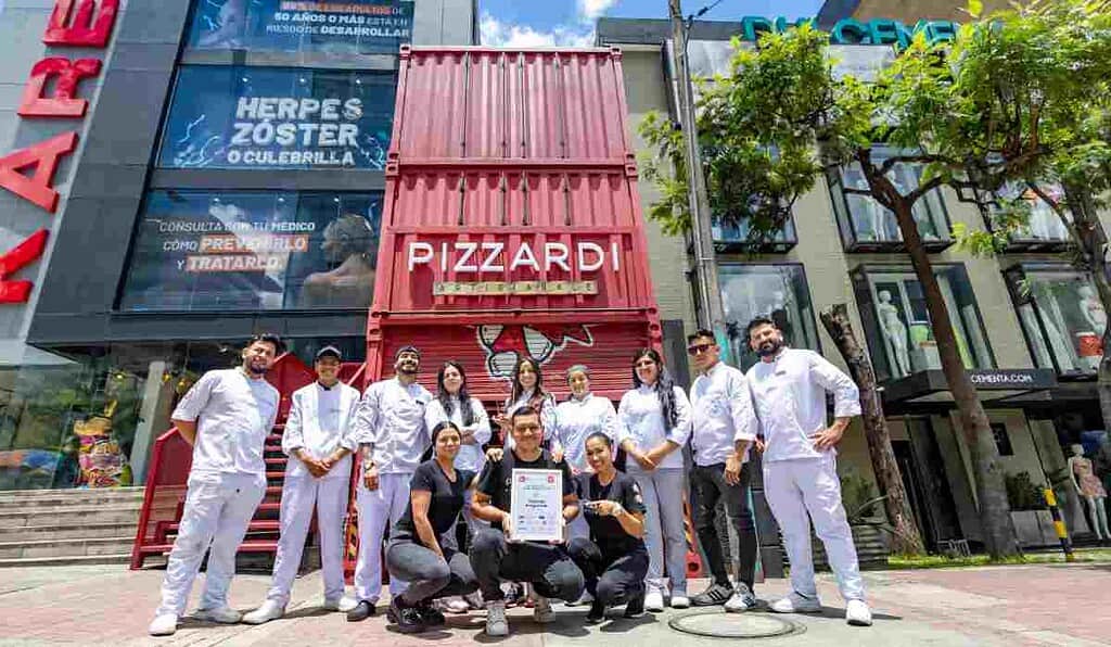 Pizzería en Bogotá, que nació en un garaje, se posicionó entre las mejores de Latinoamérica Pizzardi elegida como una de las mejores pizzerías de Latinoamérica