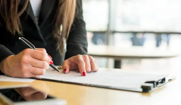 Salario mínimo en Colombia alcanzaría los $1,9 millones en 2027, según el Banco de Bogotá Salario mínimo en Colombia