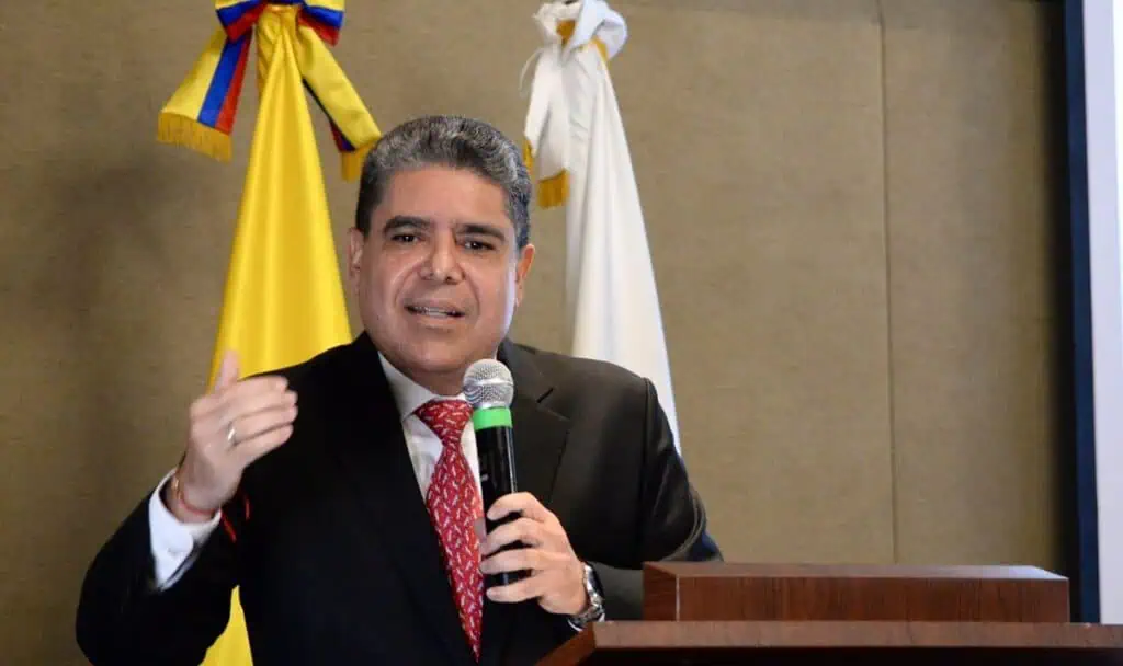 Colombia está destinando menos de 5 % del presupuesto de defensa a inversión, alerta la Contraloría Ausencia de sistemas y seguimiento adecuados comprometen la efectividad de los subsidios de energía: Contraloría