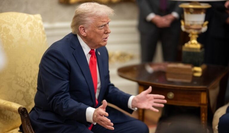 Trump muestra optimismo sobre futuros acuerdos comerciales con Unión Europea y China