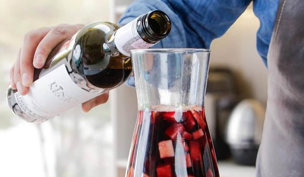 Vino Pinta Negra.